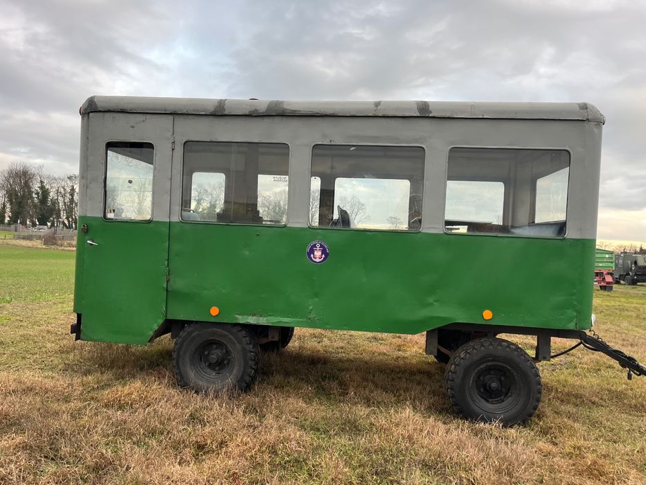 Przyczepa Bonanza OPC 1 do przewozu osób