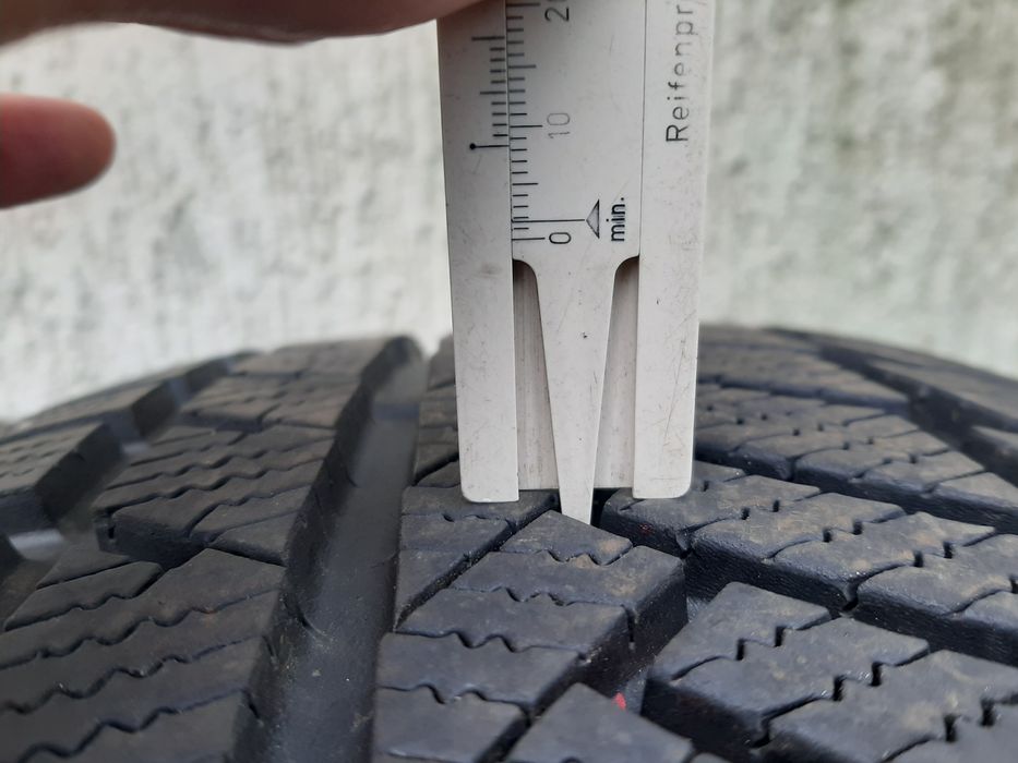 2x Opony 255/45R20 Continental WinterContact TS850P / 2022r/ Jak Nowe