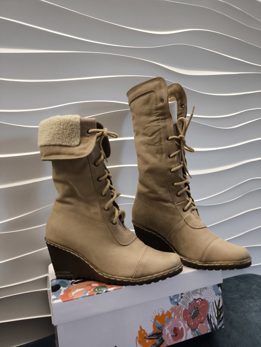 Botki z naturalnej skóry cappuccino 36r