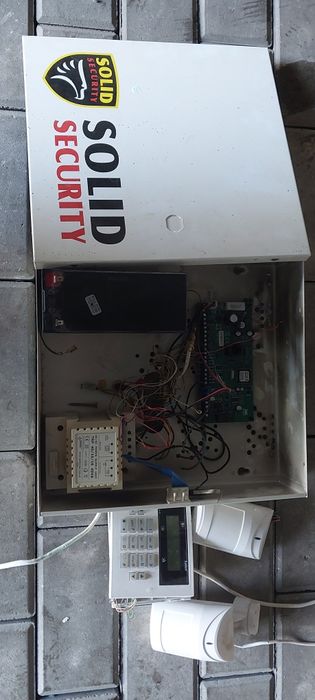 Używana centrala aralmu.