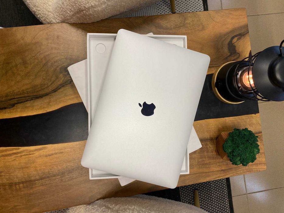 Ноутбук Apple MacBook Air 13" M1 8/256GB Silver Late (MGN93) 2020