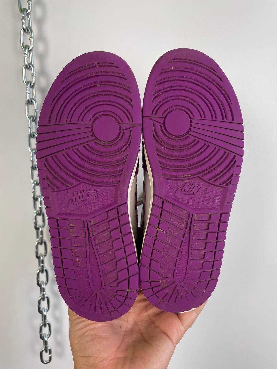 Жіночі кросівки nike air jordan wmns 1 mid