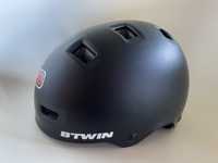 Kask dziecięcy Decathlon Btwin czarny, rozmiar 52-55 cm,