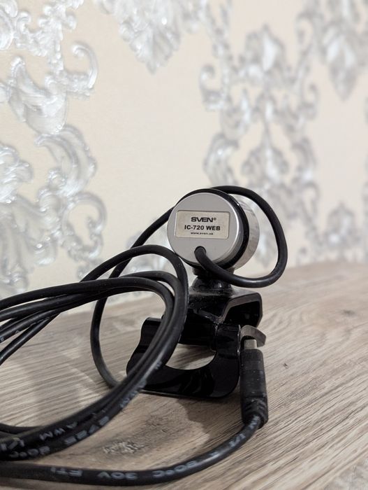 Веб-камера SVEN IC-720 с микрофоном