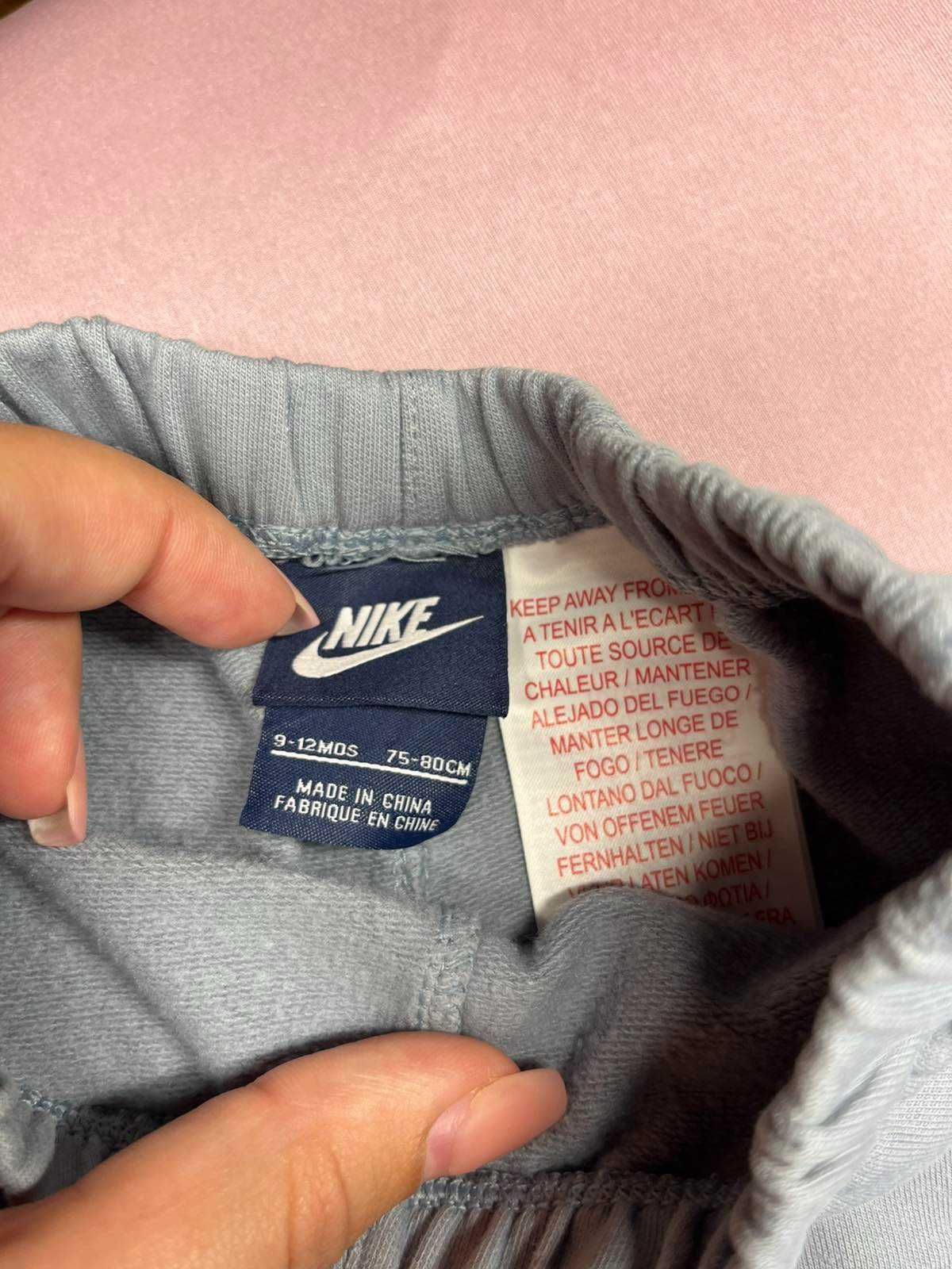 Spodnie dresowe Nike
