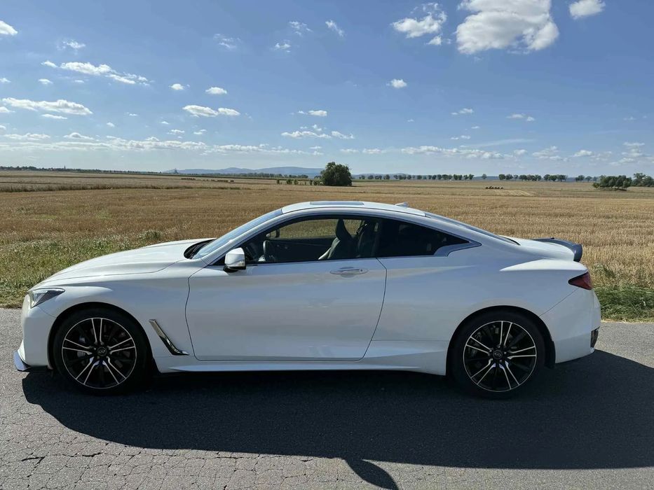 Infiniti Q60 Infiniti q60s  Biała perła, Custom wydech na KLAPACH 80,500km BOSE AWD