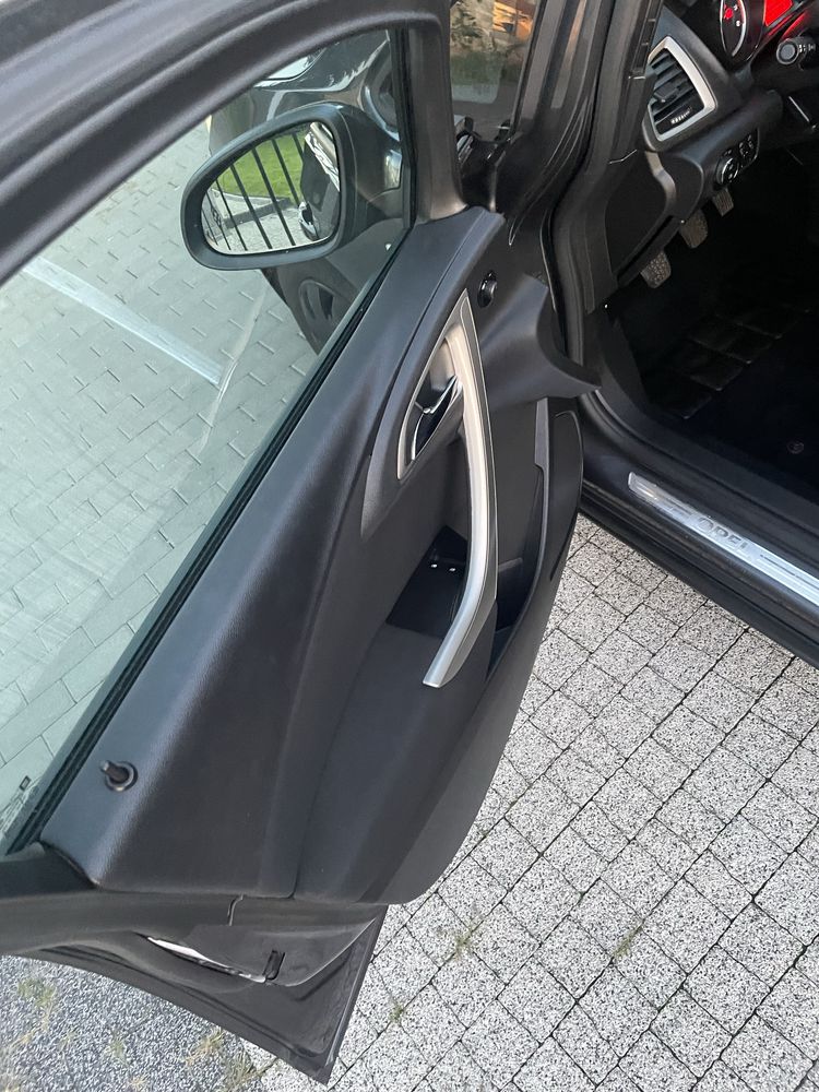 Astra J 2010 r 1.4 turbo 184 tys km