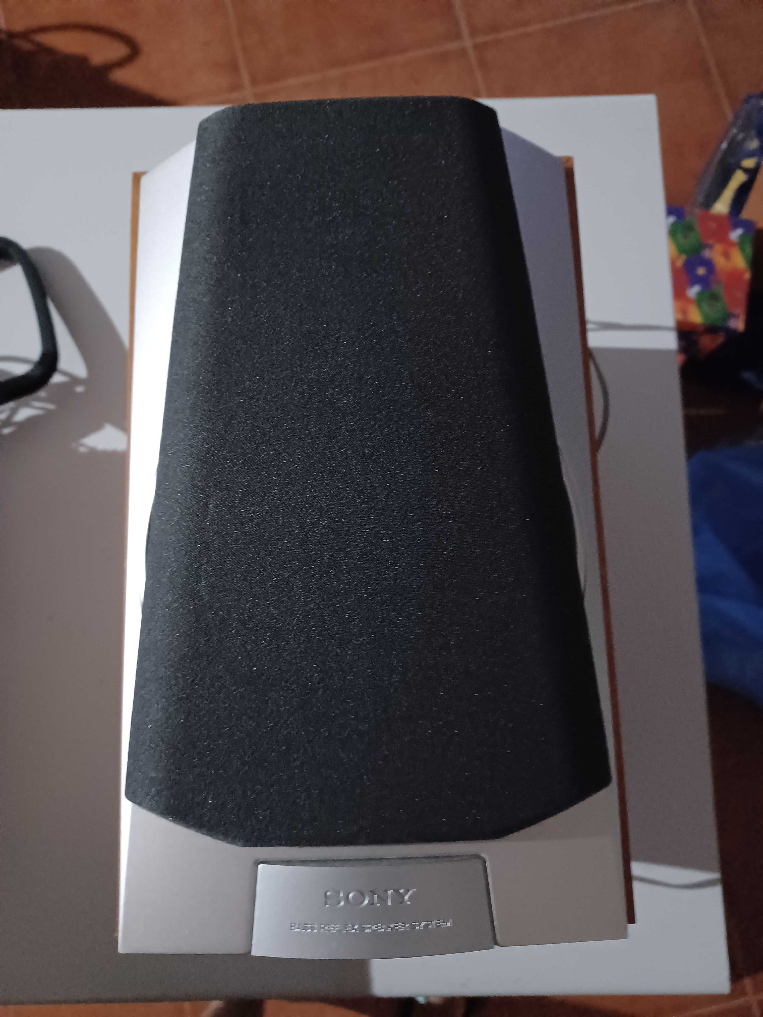 Colunas Sony como novas
