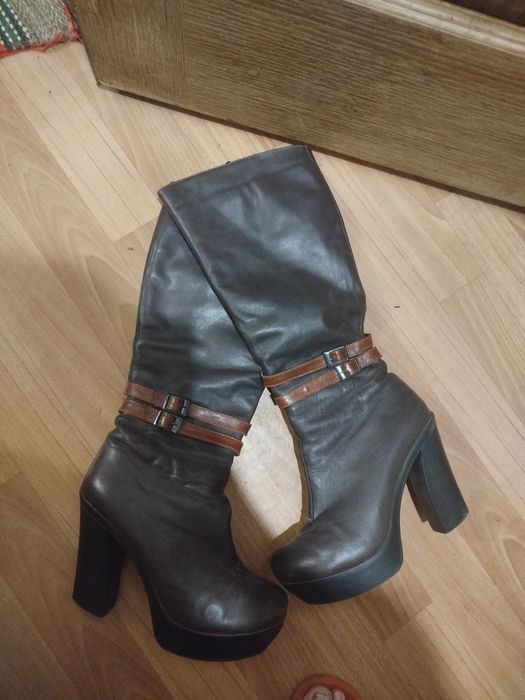 Зимние кожаные сапоги Италия