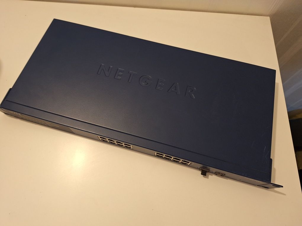 Netgear GS716T Switch Sieciowy