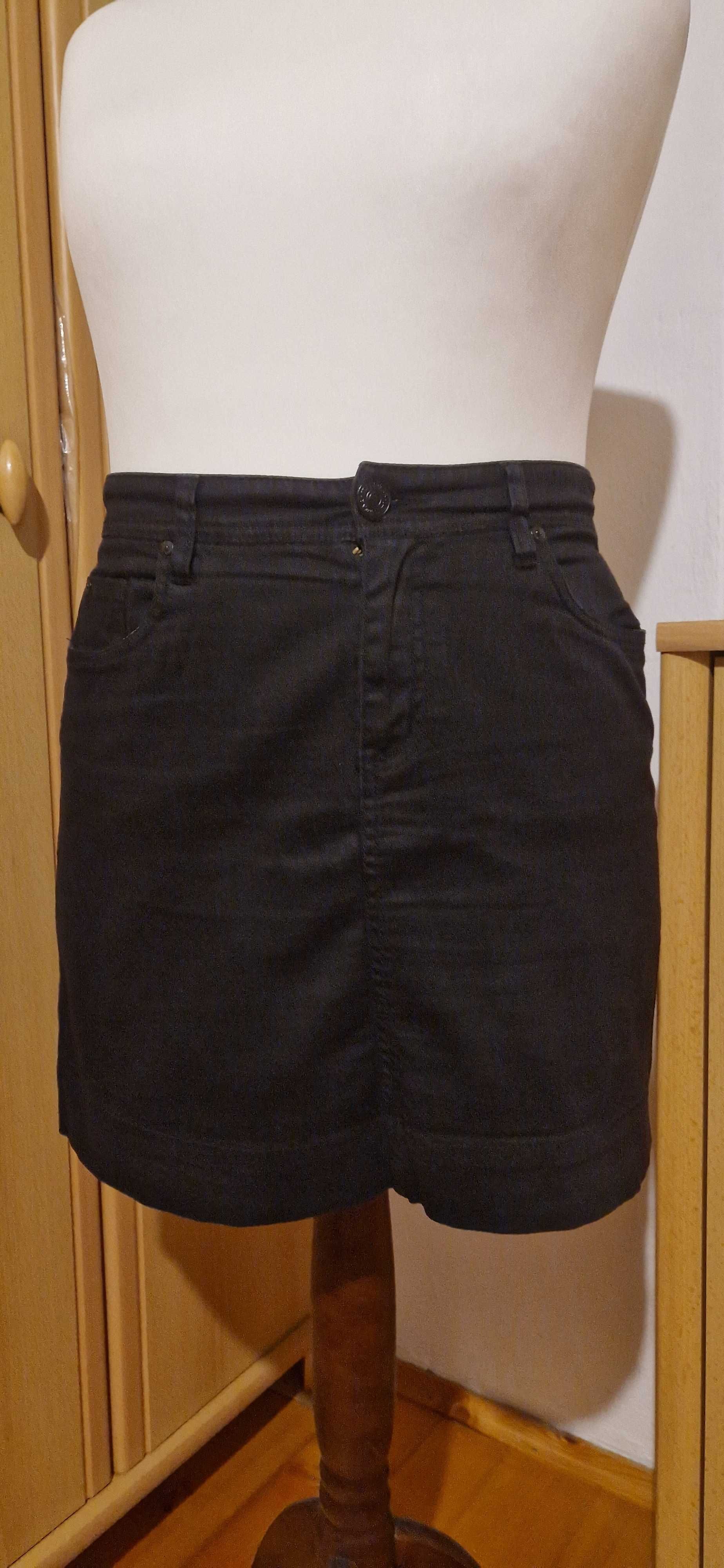 Czarna spódnica mini jeansowa, R42