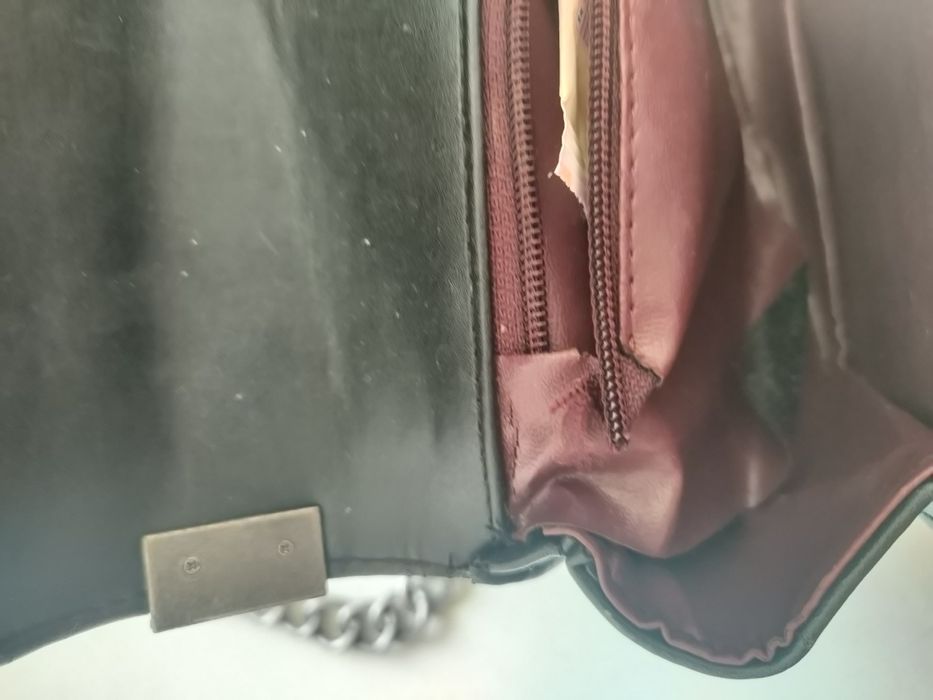 Torebka Chanel na łańcuszku