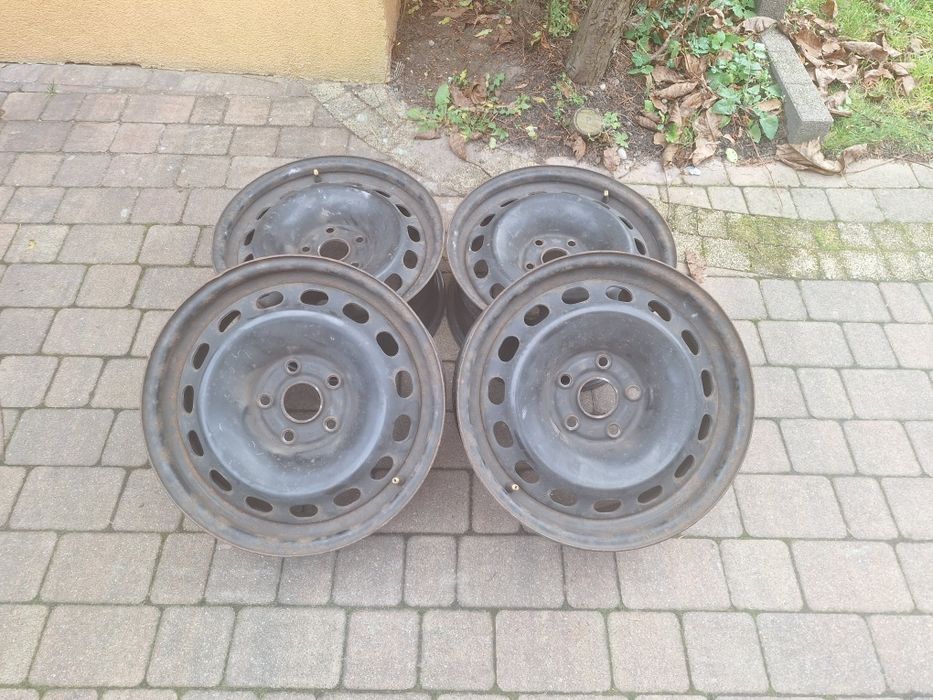 Felgi stalowe 16 5x112 otwor 57 ET42