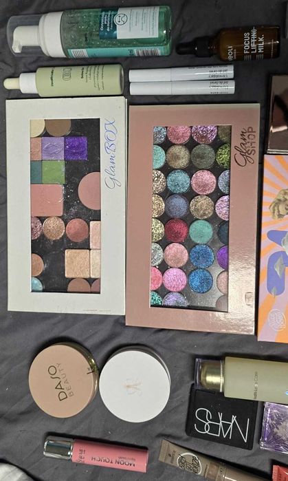 zestaw kosmetyków pastel roses kvd plouise ABH patrick ta glamshop EL
