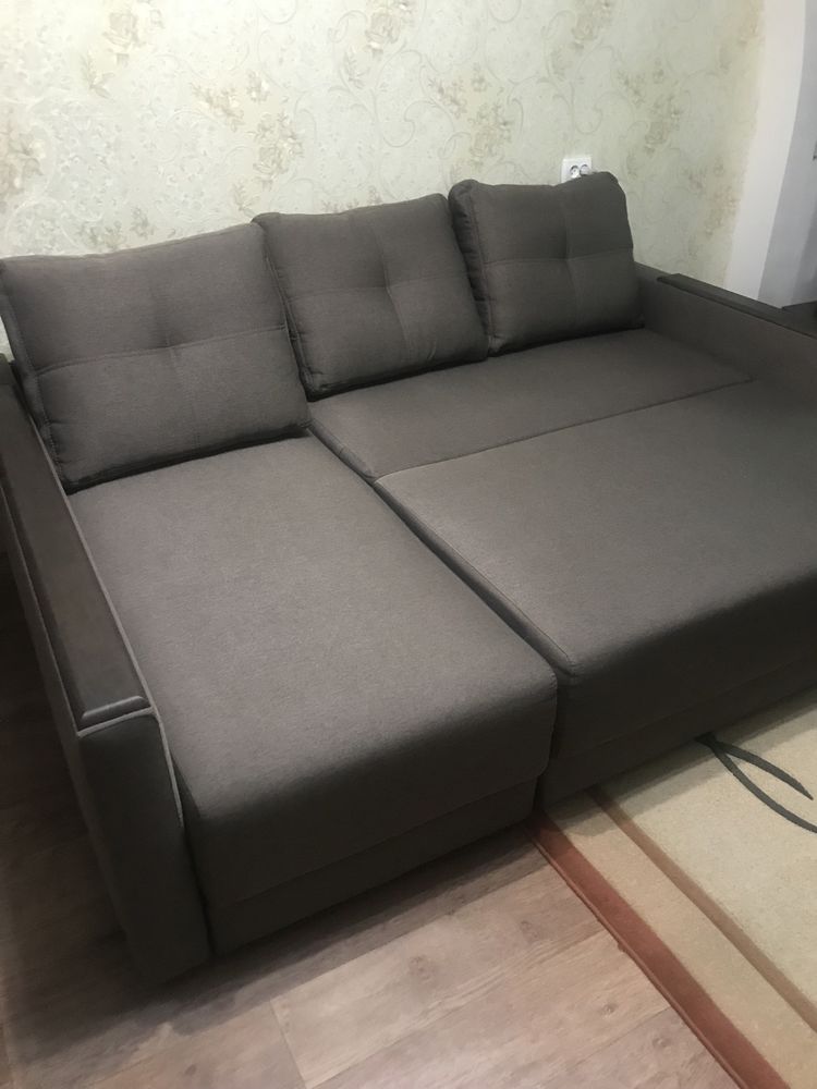 Продам новый уголовой диван