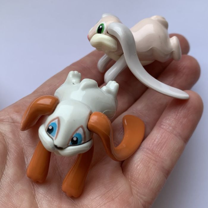 Серия игрушек киндер Ушастые зайцы из серии Hasenwiese (2010) журнал