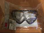 Dwie pary Gogle ochronne 3M 2890 okulary robocze wentylowane