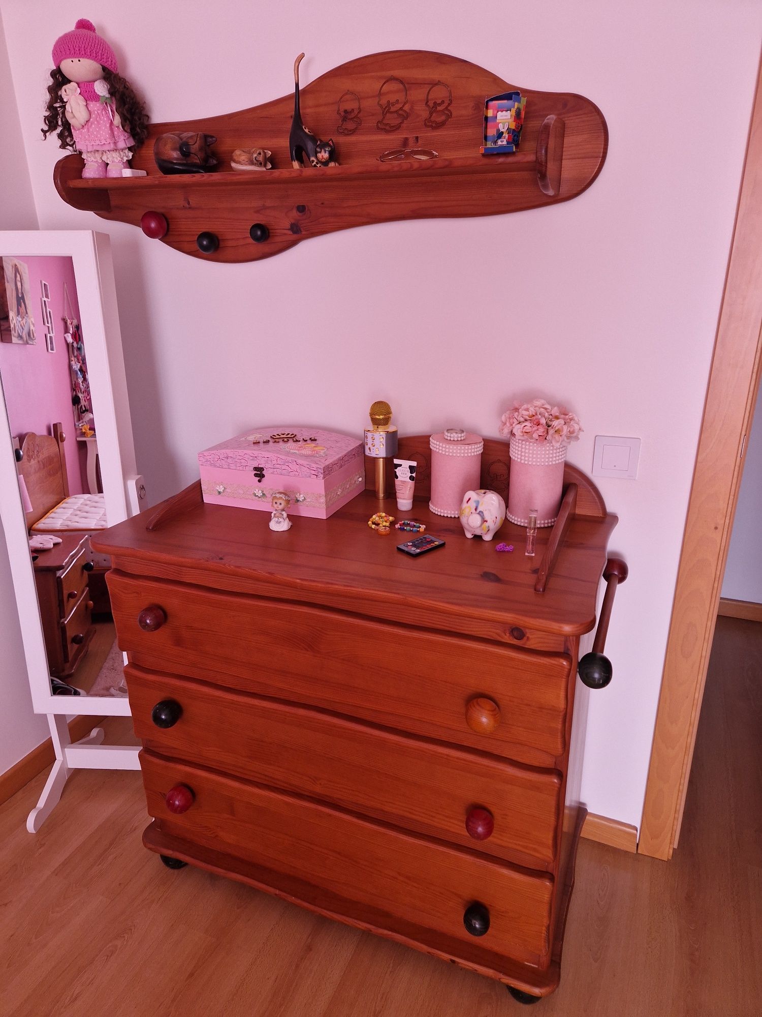 Quarto cama comoda roupeiro criança solteiro em madeira