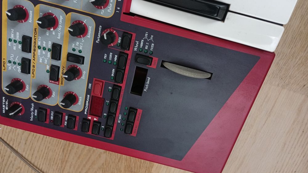 Nord lead 2 синтезатор