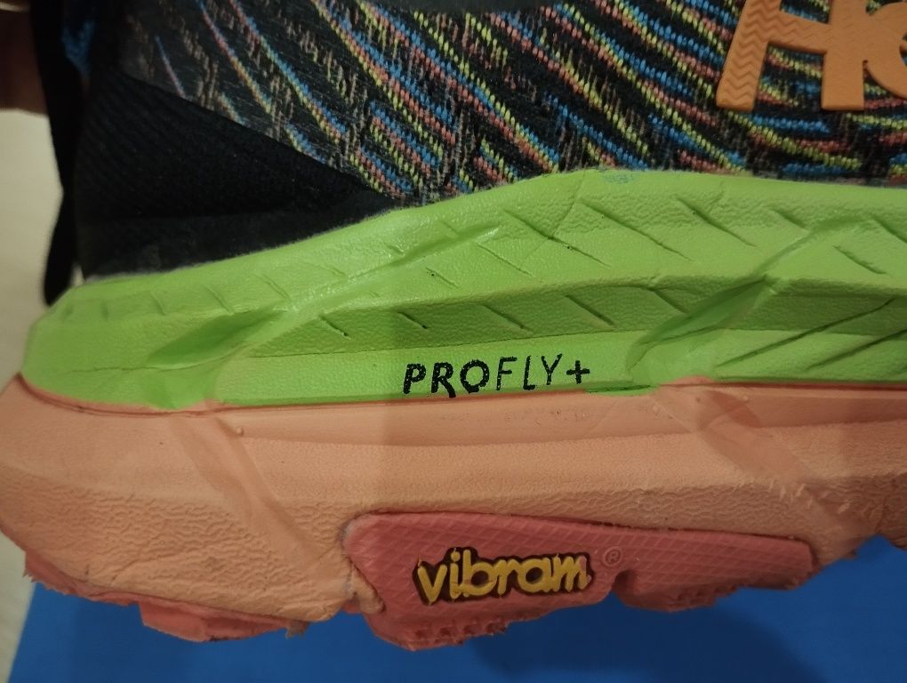 Tênis Hoka Mafate Speed 4