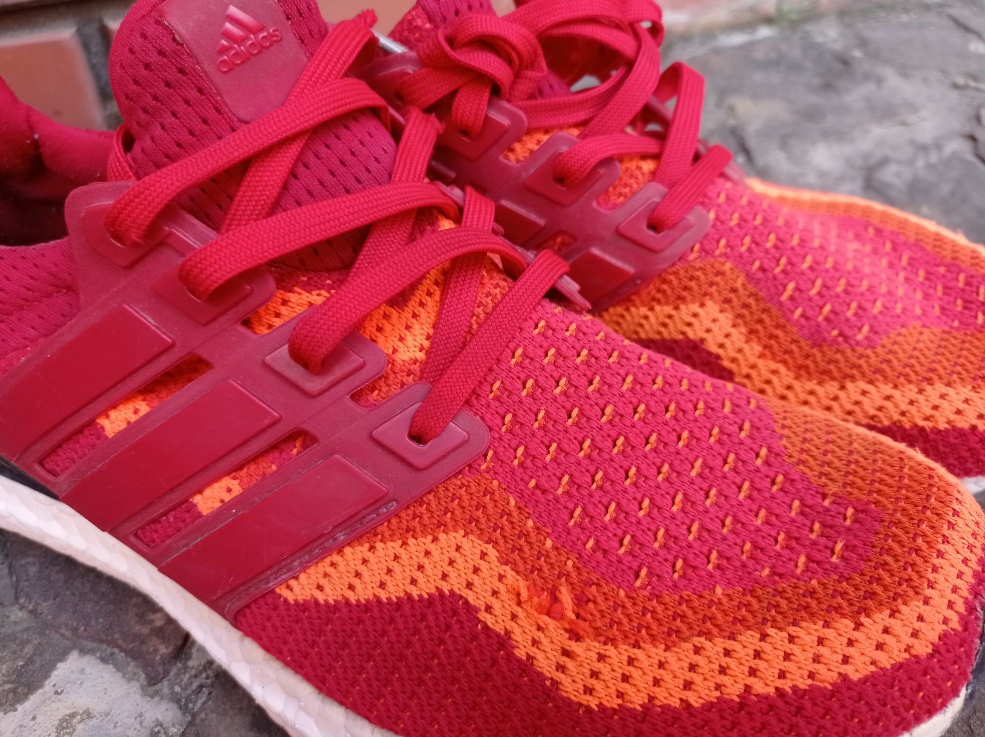 Кросівки Adidas Ultra Boost "Red Gradient"
 Категорія: Adidas Ultra Bo