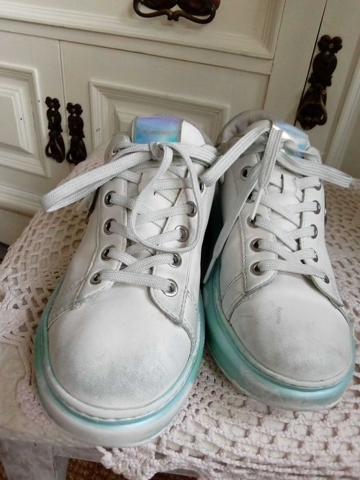 Karl Lagerfeld skórzane sneakersy buty damskie 37 sportowe adidasy