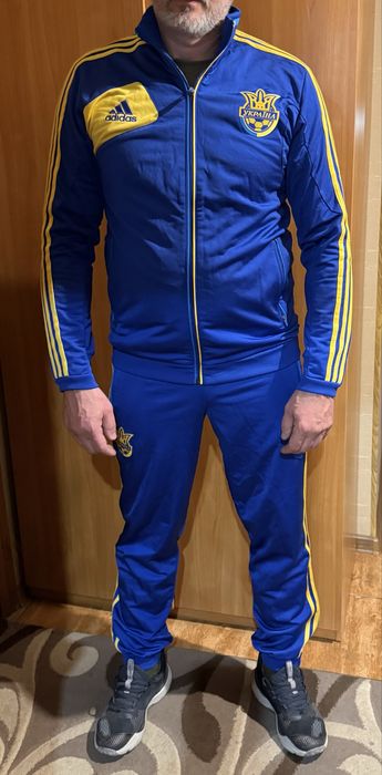 Чоловіча куртка та костюм збірної Украіни по футболу