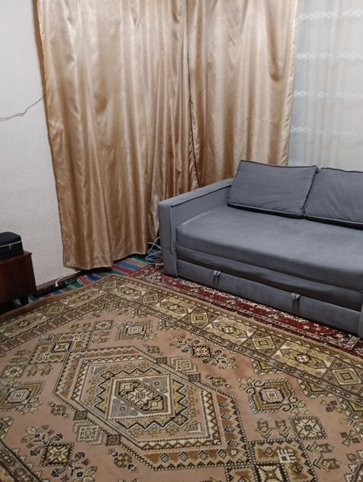 Продам 4х комнатную квартиру в центре Днепра