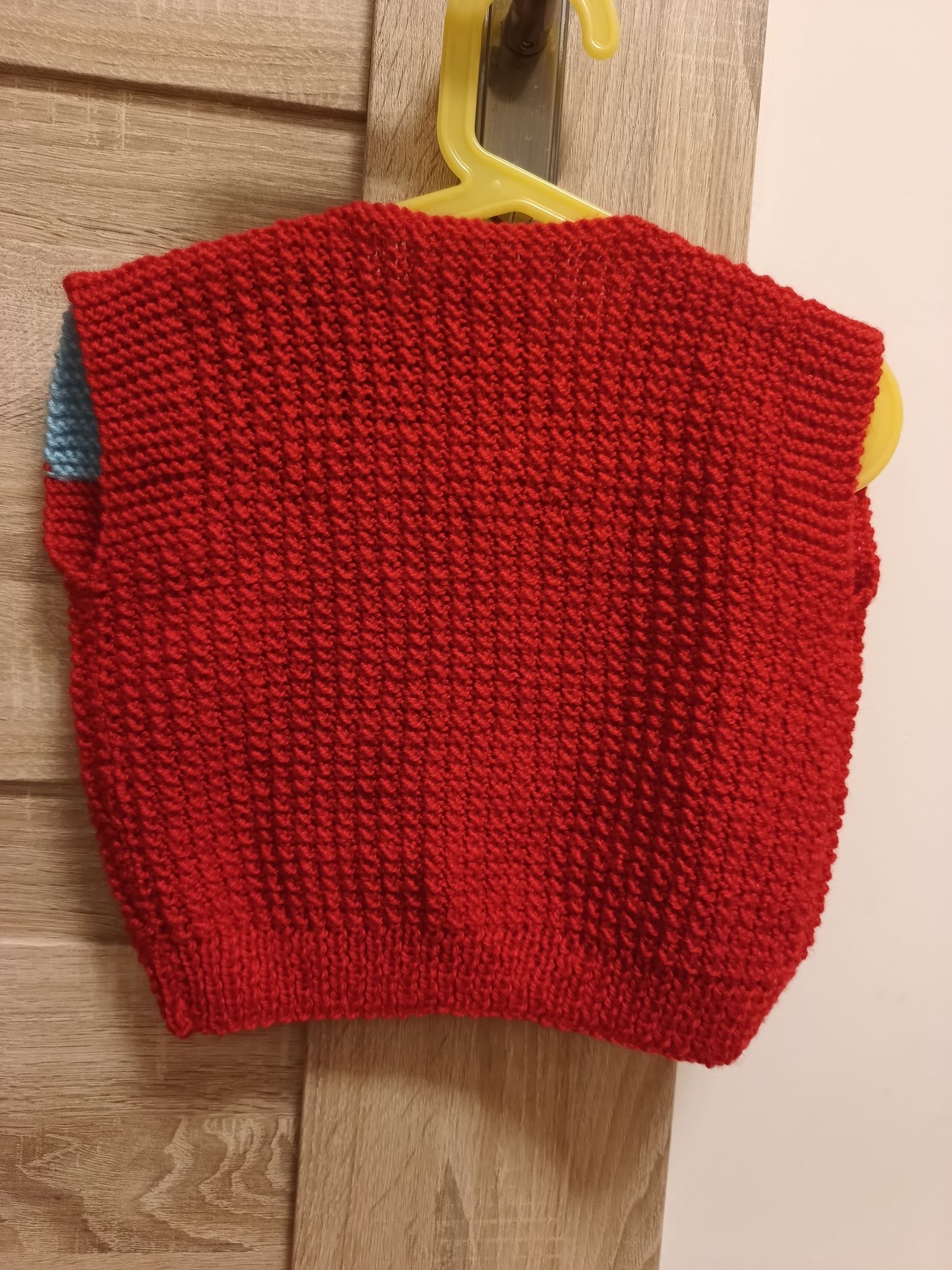 Ręcznie robiony na drutach dziecięcy sweterek kamizelka unisex włóczka