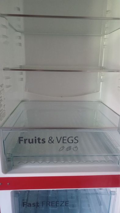 Холодильник продам