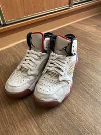 Nike Air Jordan Mars 270