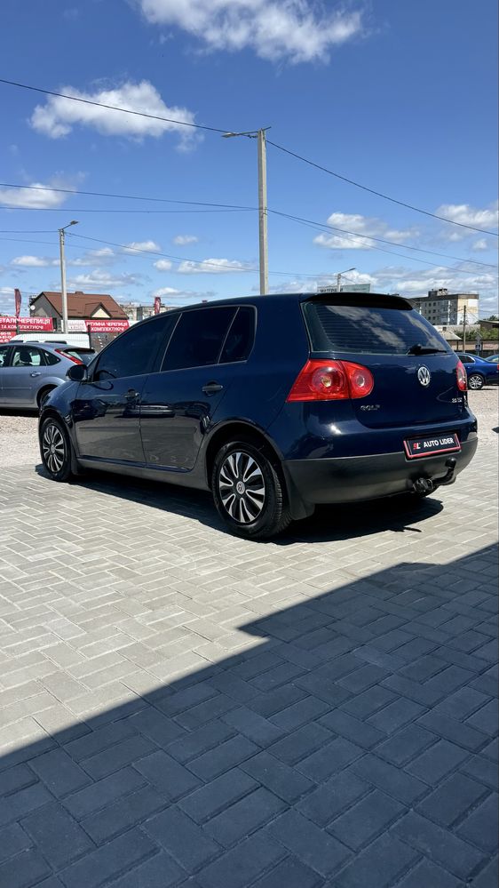 VW Golf 5 Фольксванег Гольф 5 2.0 ДИЗЕЛЬ АВТОМАТ ЕКСКЛЮЗИВ