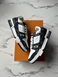 Louis Vuitton Trainer White Black
