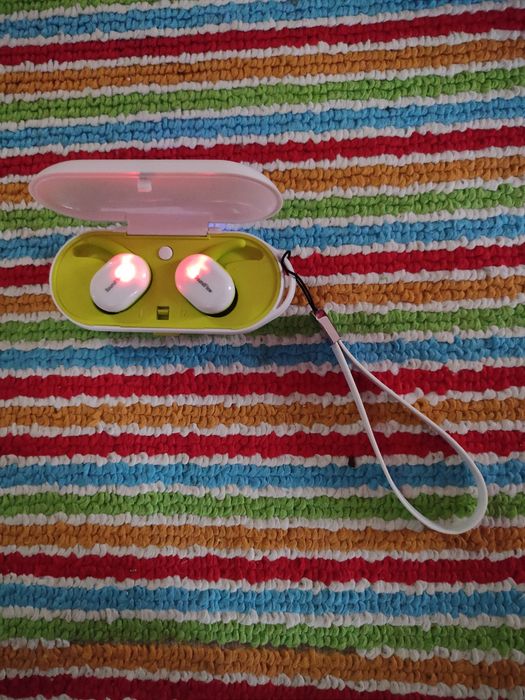 Auscultadores Wireless Bluetooth wee Plug