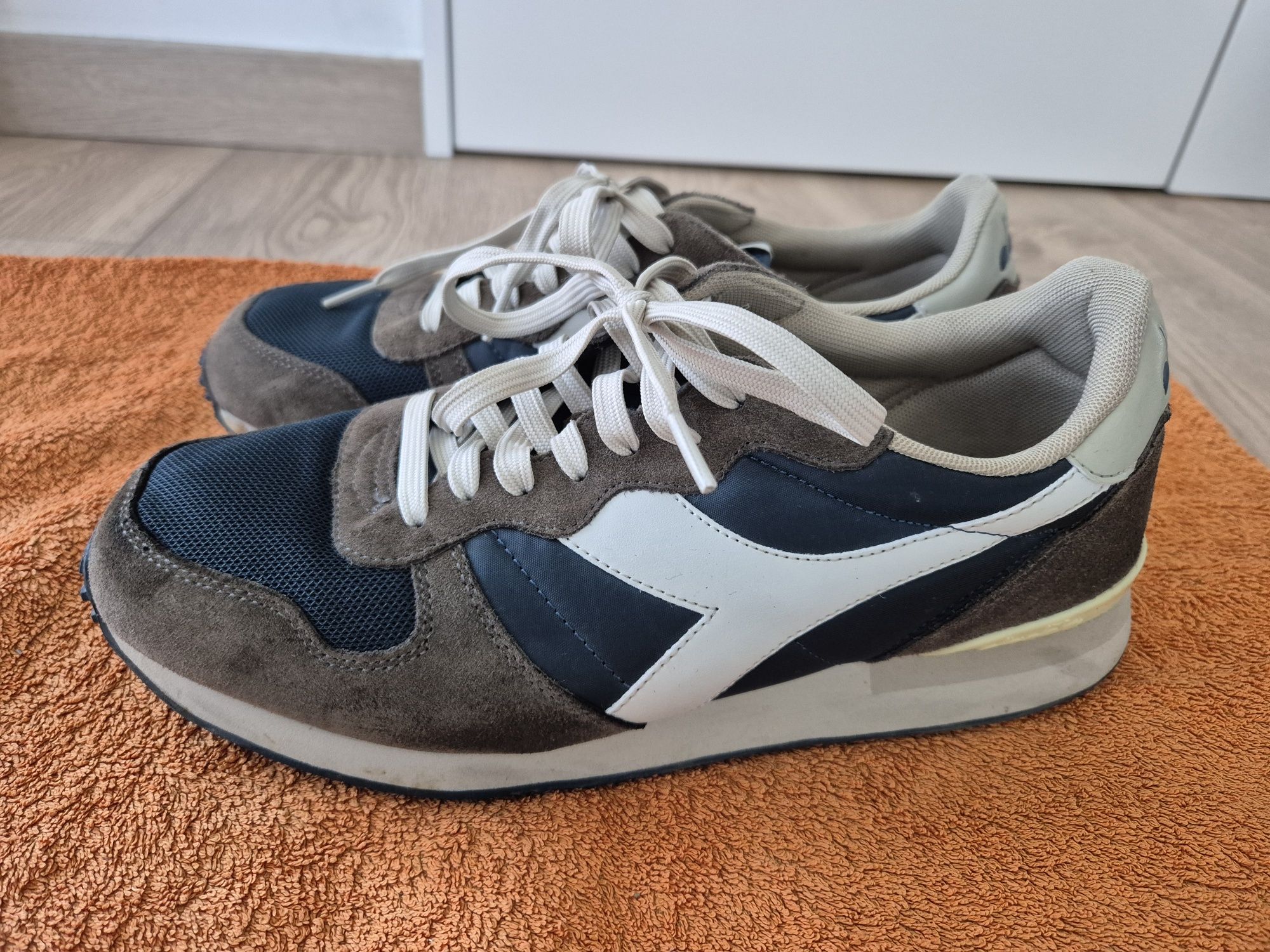 Ténis Diadora cinza e azul