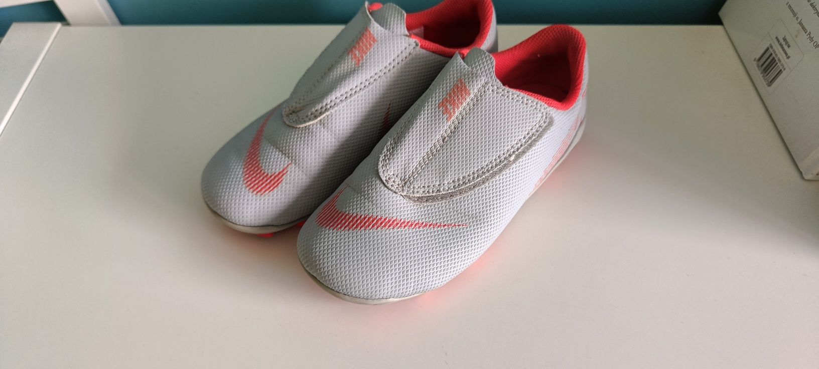 Buty piłkarskie korki Nike Mercurial 30