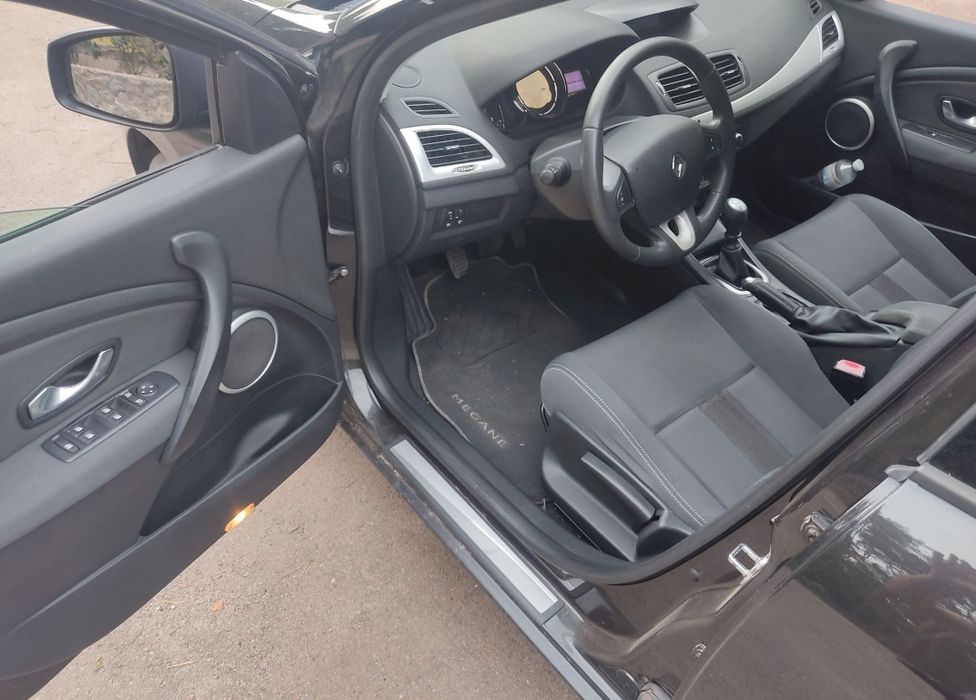 Продам renault megan2009