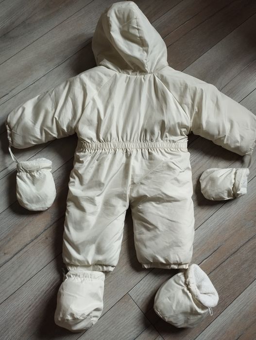 Kombinezon zimowy ocieplany r. 74-80cm