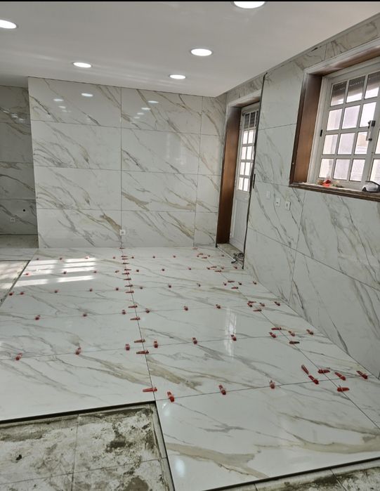 LADRILHADOR 10 euros m2