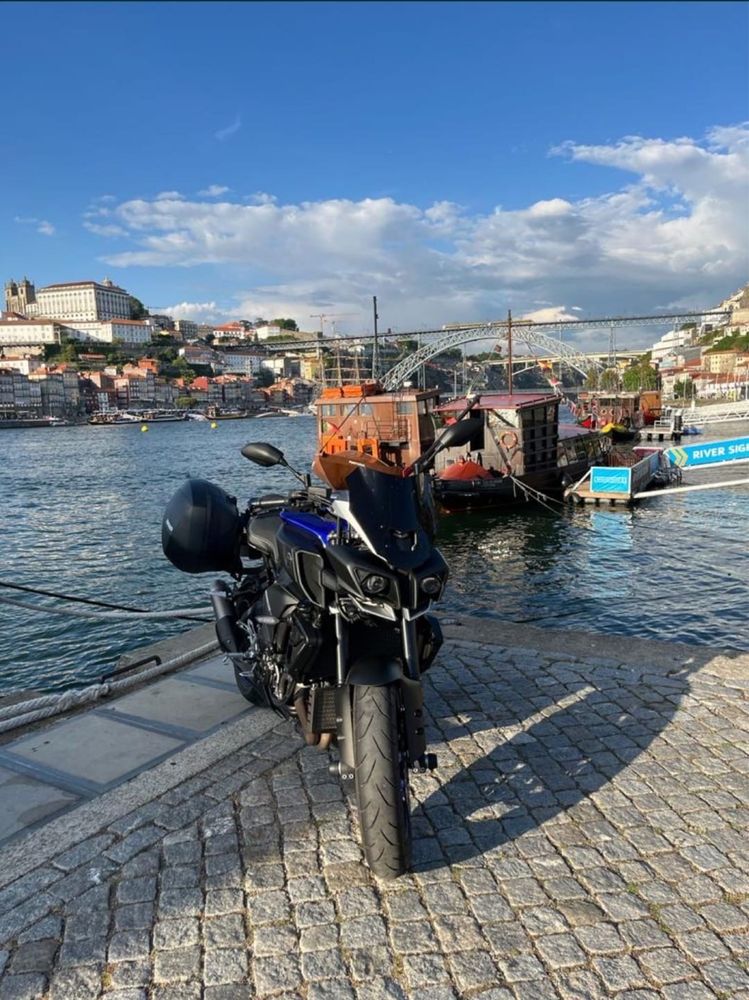 Yamaha MT10 como nova