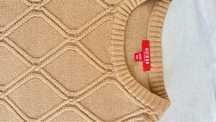 Sweter marki Guess