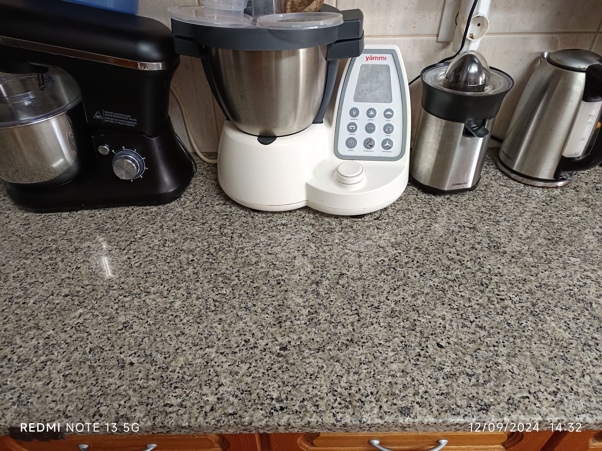 Bancada de cozinha em granito Pedras salgadas 3×63×163