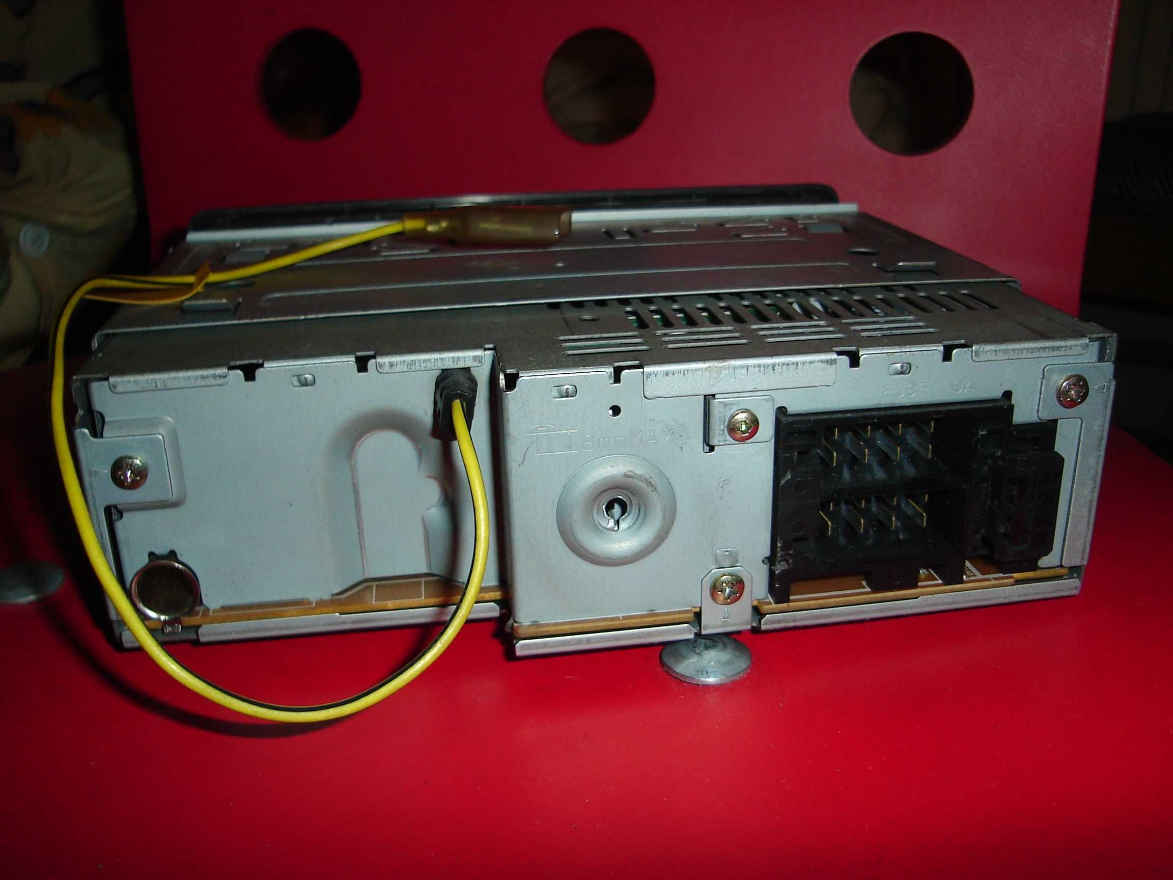 Radioodtwarzacz kasetowy Pioneer KEH 3820R