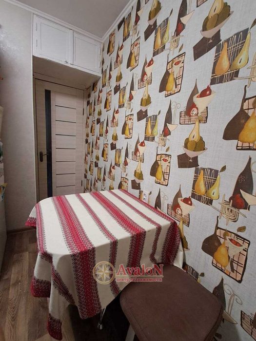 Продам 1-ком квартиру с косметическим ремонтом! Цена 28 000 у.е