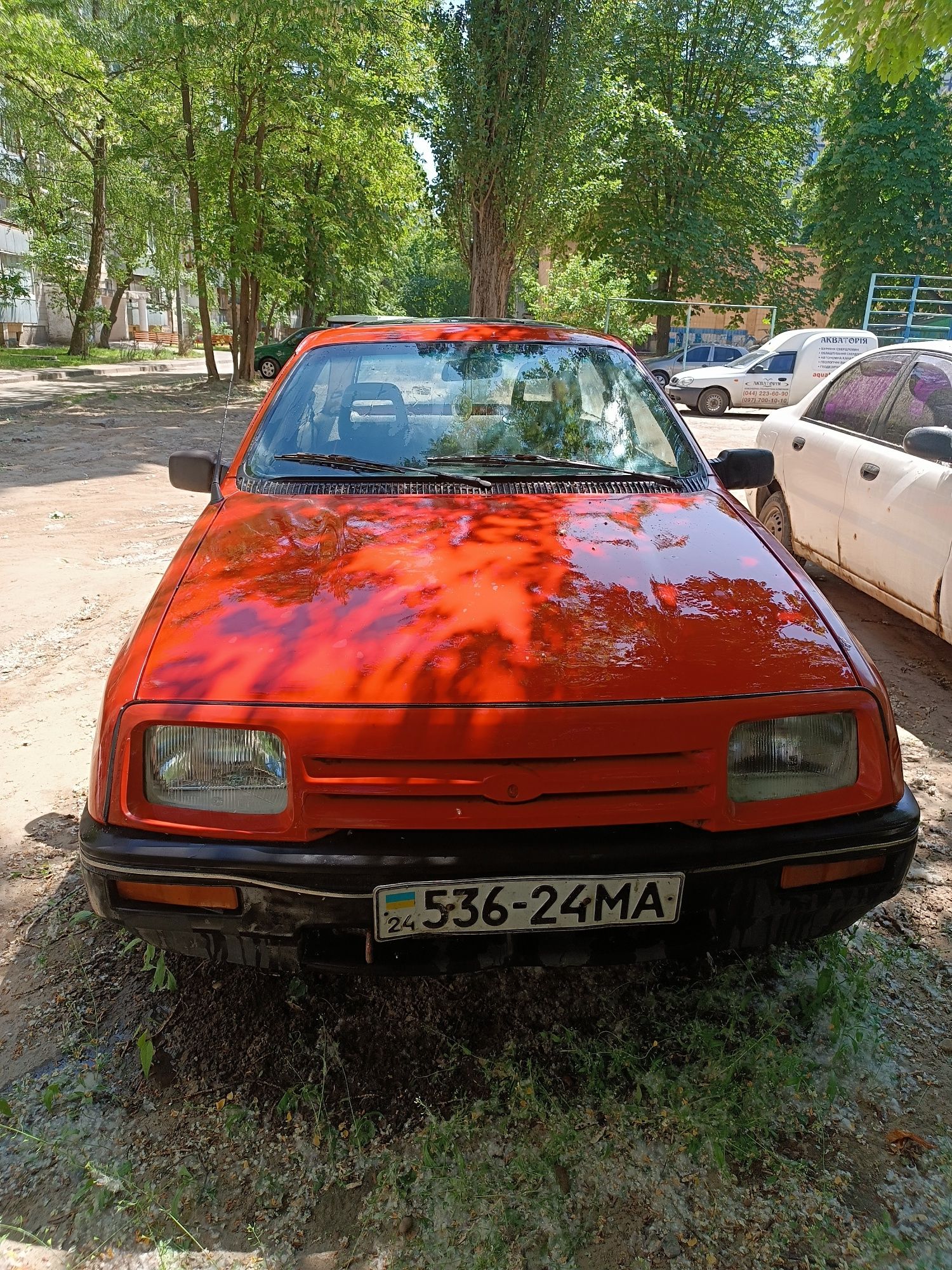 Продам машину Ford sierra