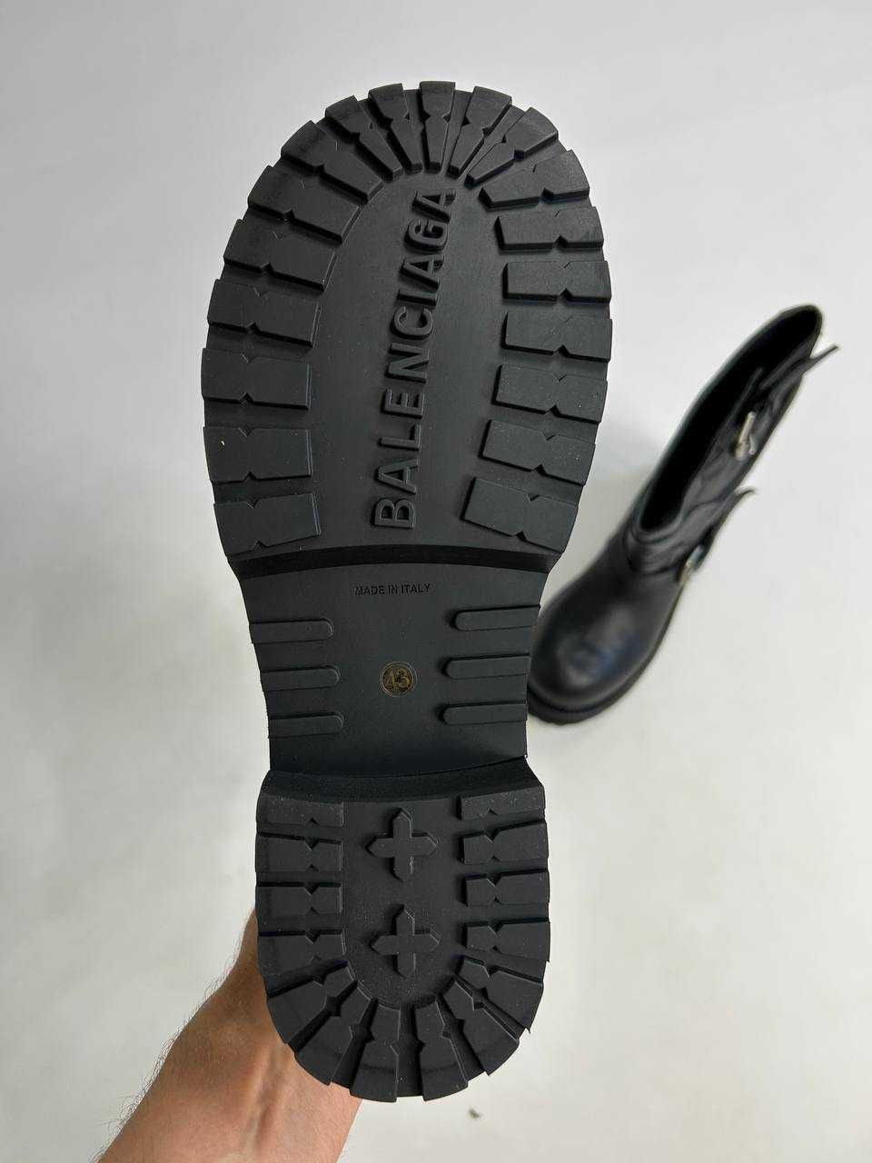 Balenciaga Venom Boot чоботи чорні 43 черные ботинки Strike Stomper