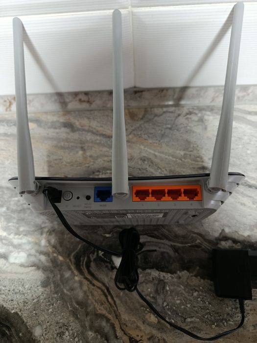 Продам маршрутизатор TP-LINK Archer C20 WiFi5 / AC750 / 100 Мбит/с