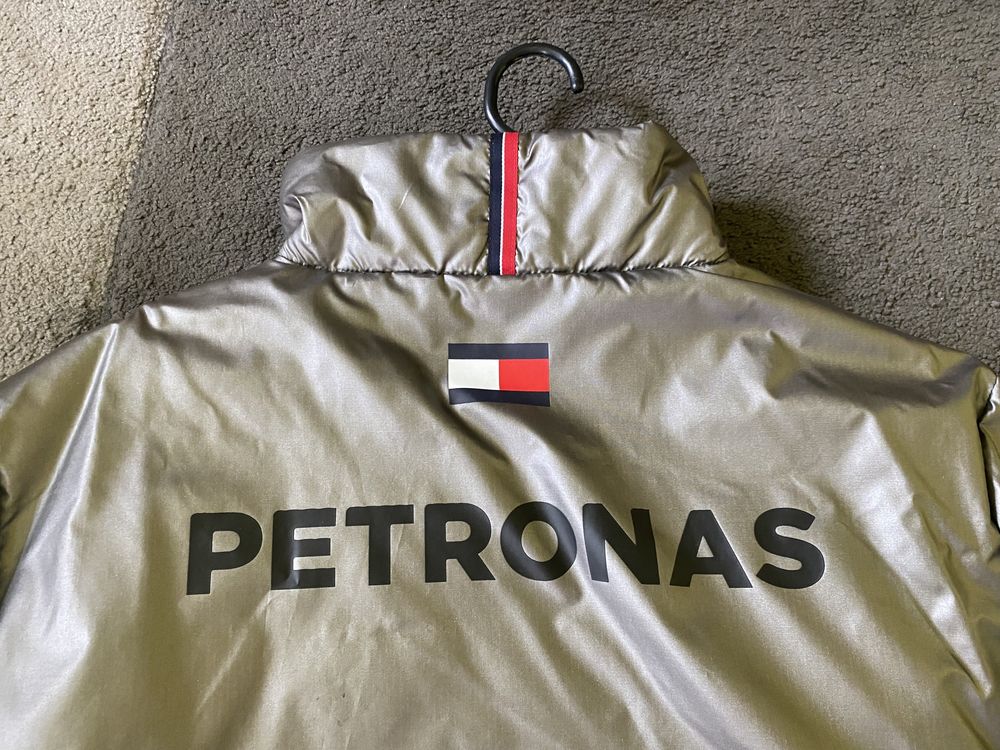 Kurtka F1 nowa Mercedes Amg  L metka oryginał Bottas Hamiton