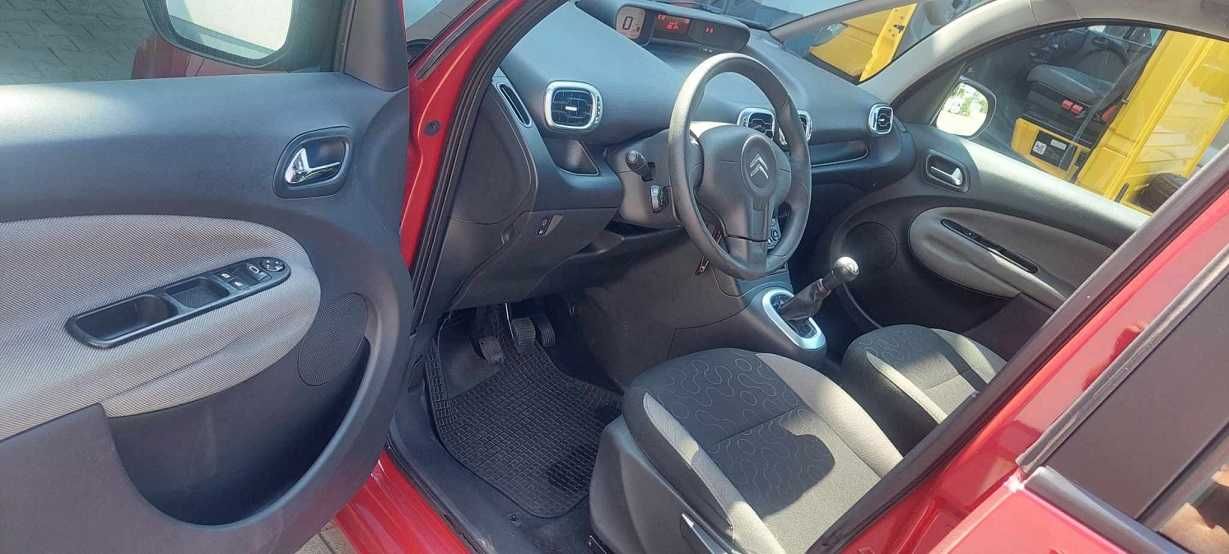 Fajny C3 Picasso przebieg tylko 95xxx km !