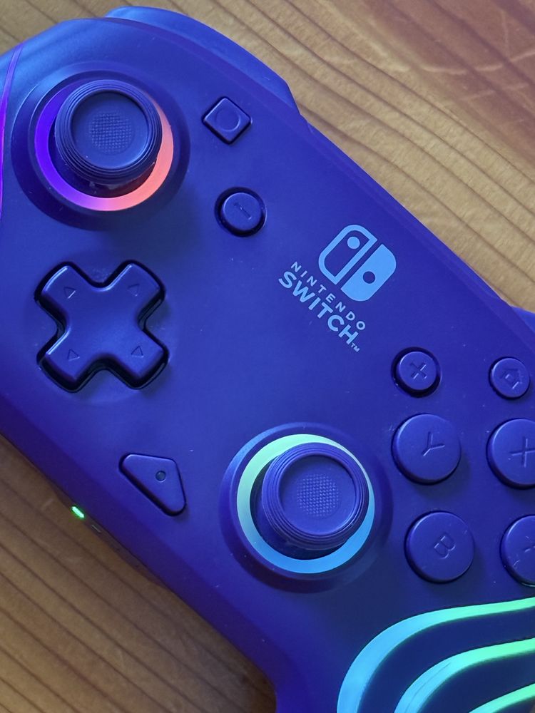 Pad PDP Afterglow Wave do Nintendo Switch, stan idealny